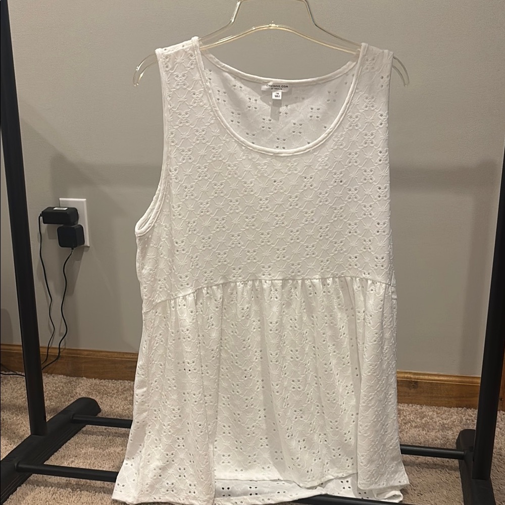 CHIC SOUL White Sleeveless Eyelet Top...... NWOT